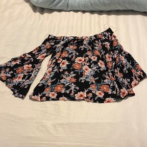 Off shoulder shirt